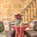 Jade - Stylish Hideaway 度假居 Żabbar