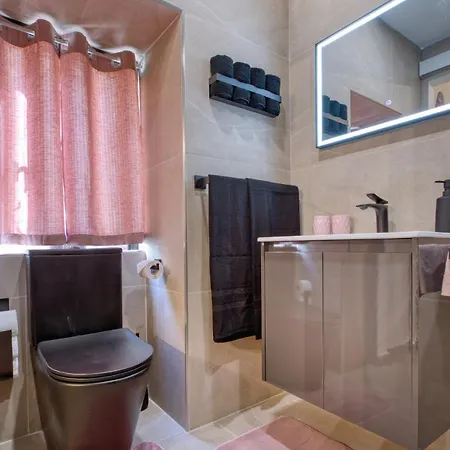 Casa de Férias Jade - Stylish Hideaway Żabbar