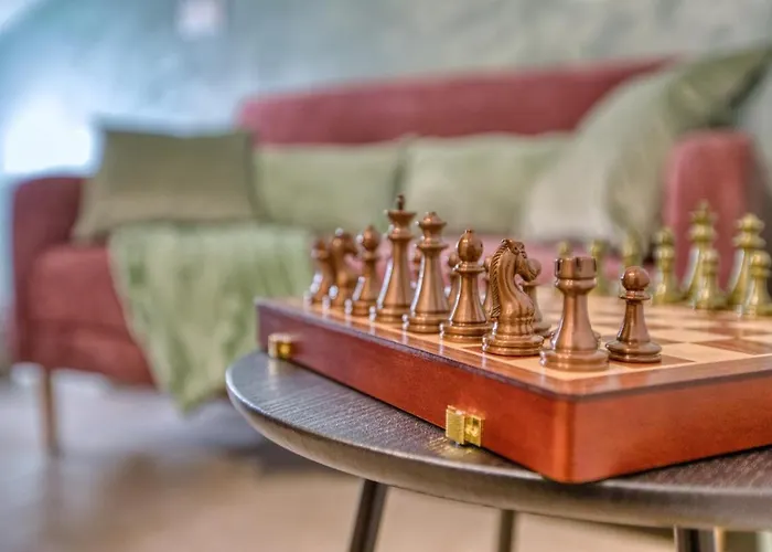 Jade - Stylish Hideaway *