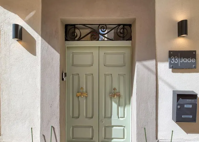 Jade - Stylish Hideaway Feriehus *